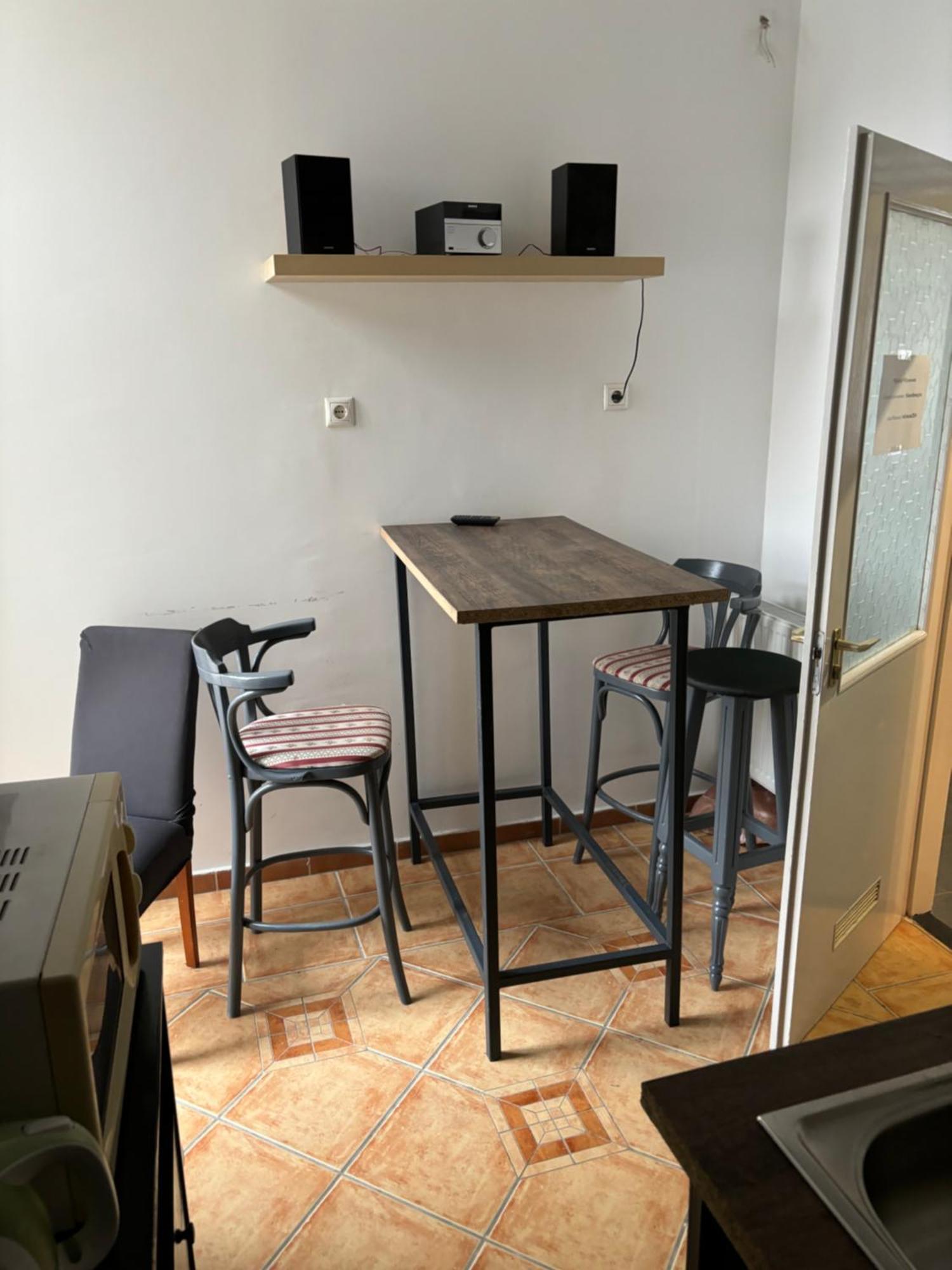 Centrum Wellness Hostel 德布勒森 外观 照片